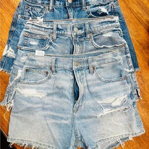 BUNDLE AMERICAN EAGLE Stylish Distressed Denim Women Shorts bundle - Size 2 & 4
